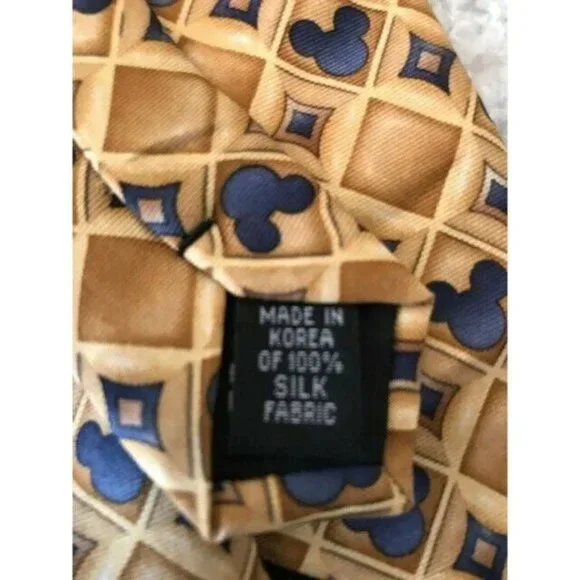 100% Silk Walt Disney World Mickey Mouse Logo Geometric Gold Blue Pointed Tie - Picture 3 of 4